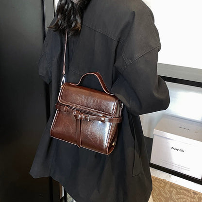 Embun Malam Buckle Crossbody