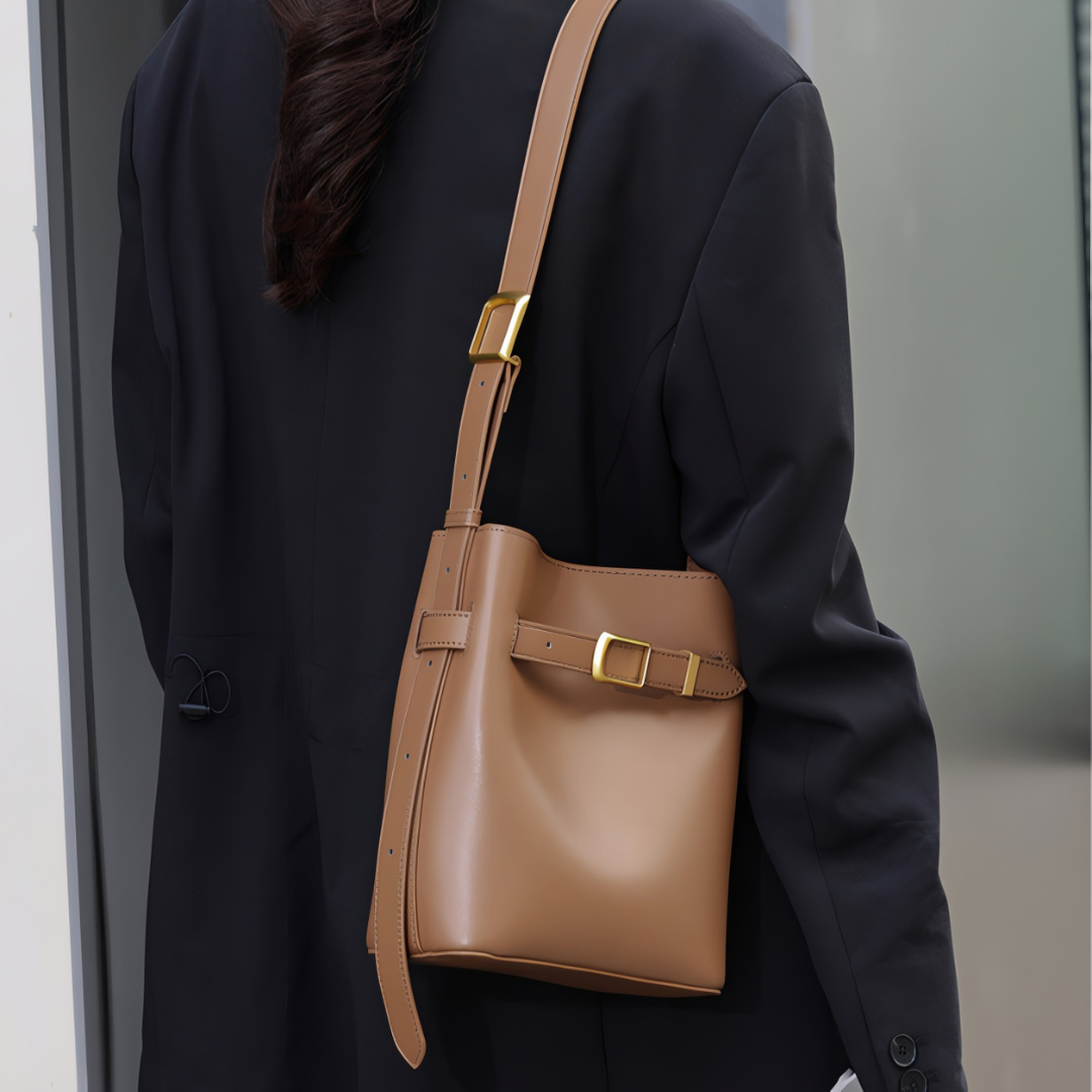 Bayang Sari Dara Bucket Bag