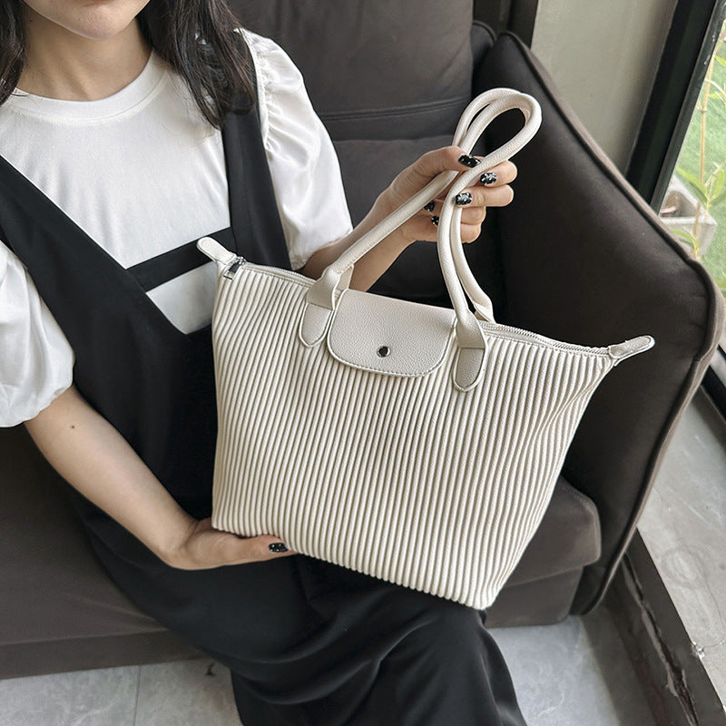 Embun Malam Pleated Tote