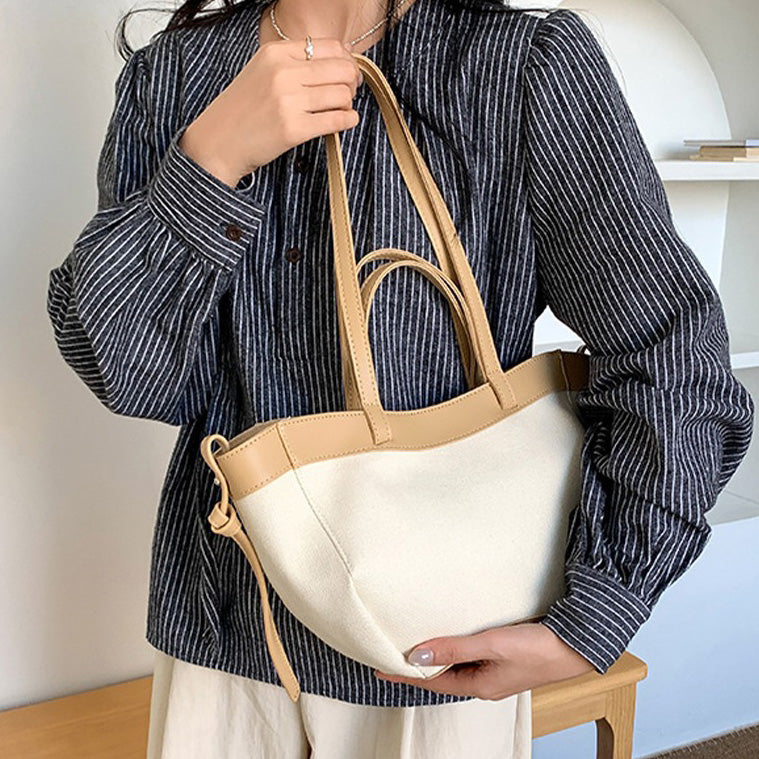 Bumi Lestari Canvas Tote