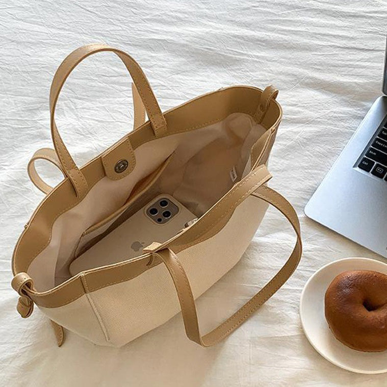 Bumi Lestari Canvas Tote