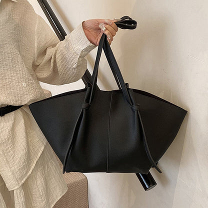 Embun Malam Jelita Leather Tote