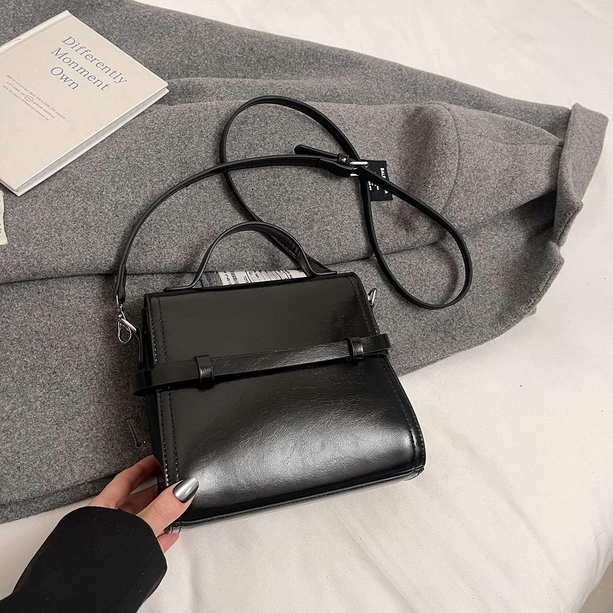 Embun Malam Buckle Crossbody