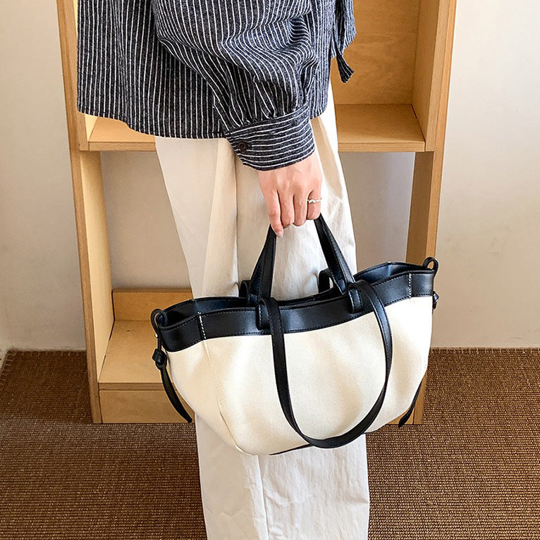 Bumi Lestari Canvas Tote