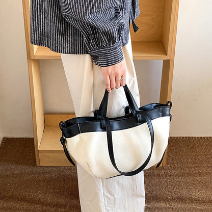 Bumi Lestari Canvas Tote