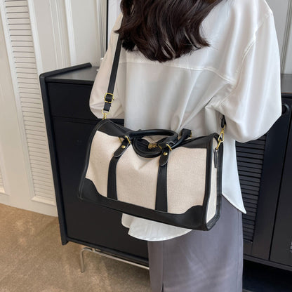 Bumi Lestari Duffle Bag