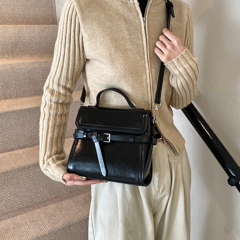 Embun Malam Buckle Crossbody