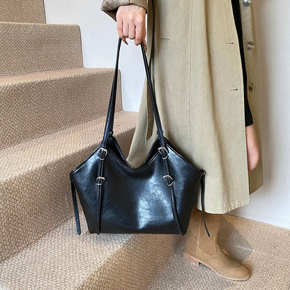 Bayang Sari Puspa Shoulder Tote