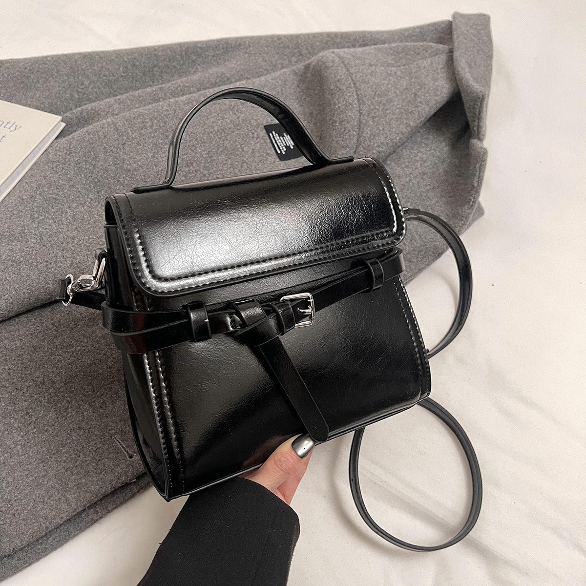 Embun Malam Buckle Crossbody