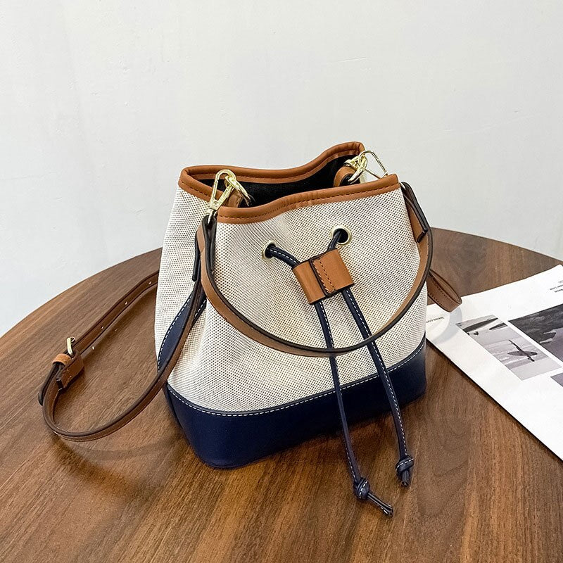Bumi Lestari Bucket bag