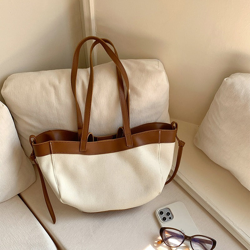 Bumi Lestari Canvas Tote