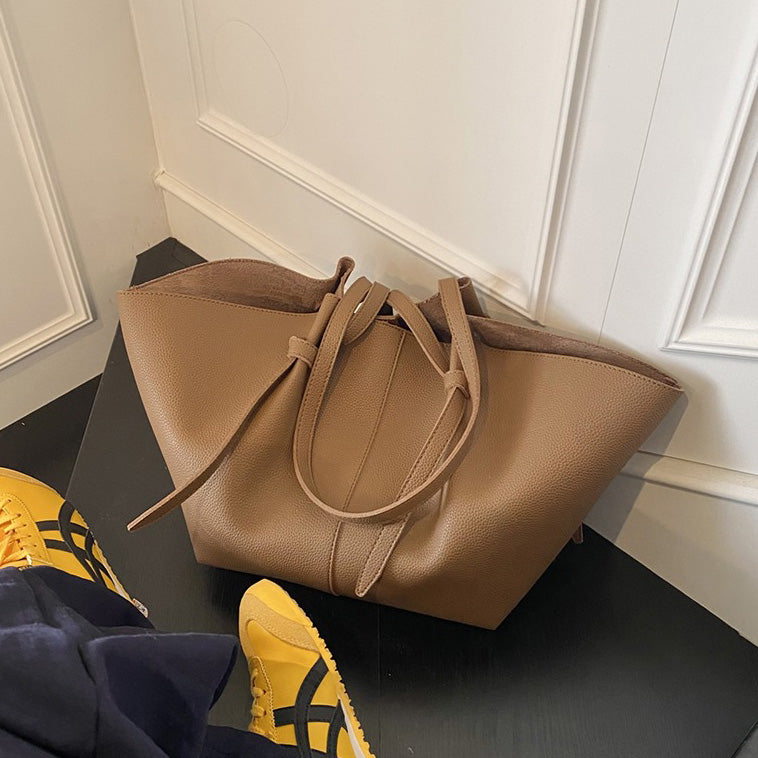 Embun Malam Jelita Leather Tote