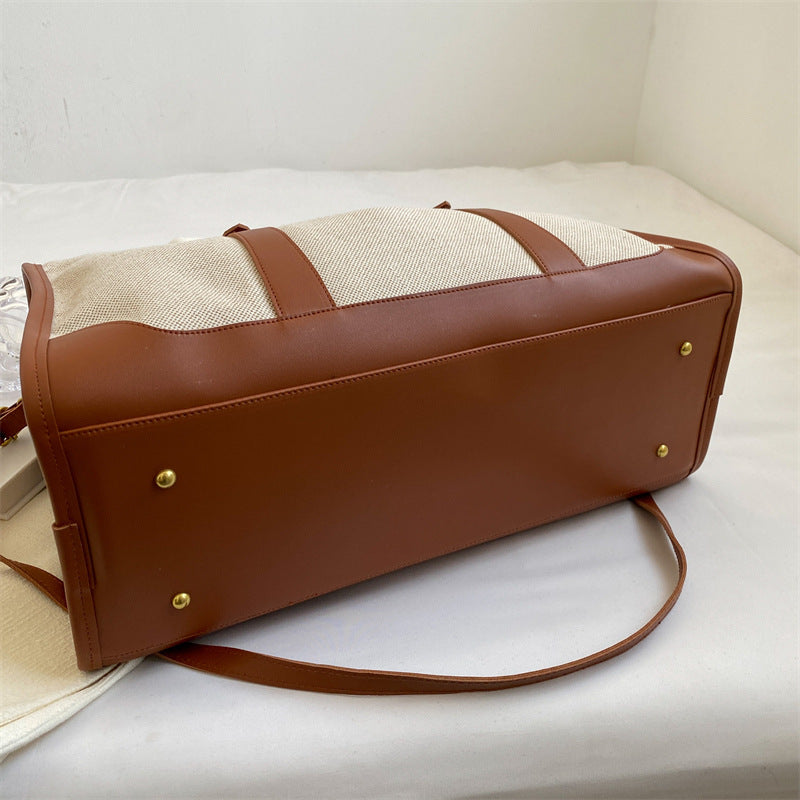 Bumi Lestari Duffle Bag