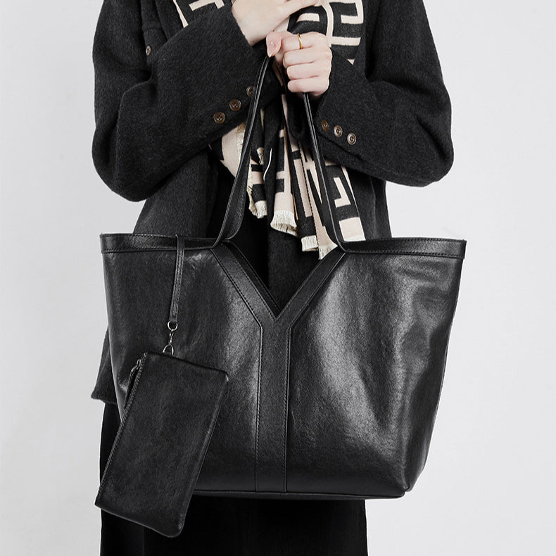 Embun Malam Yujana Tote Bag