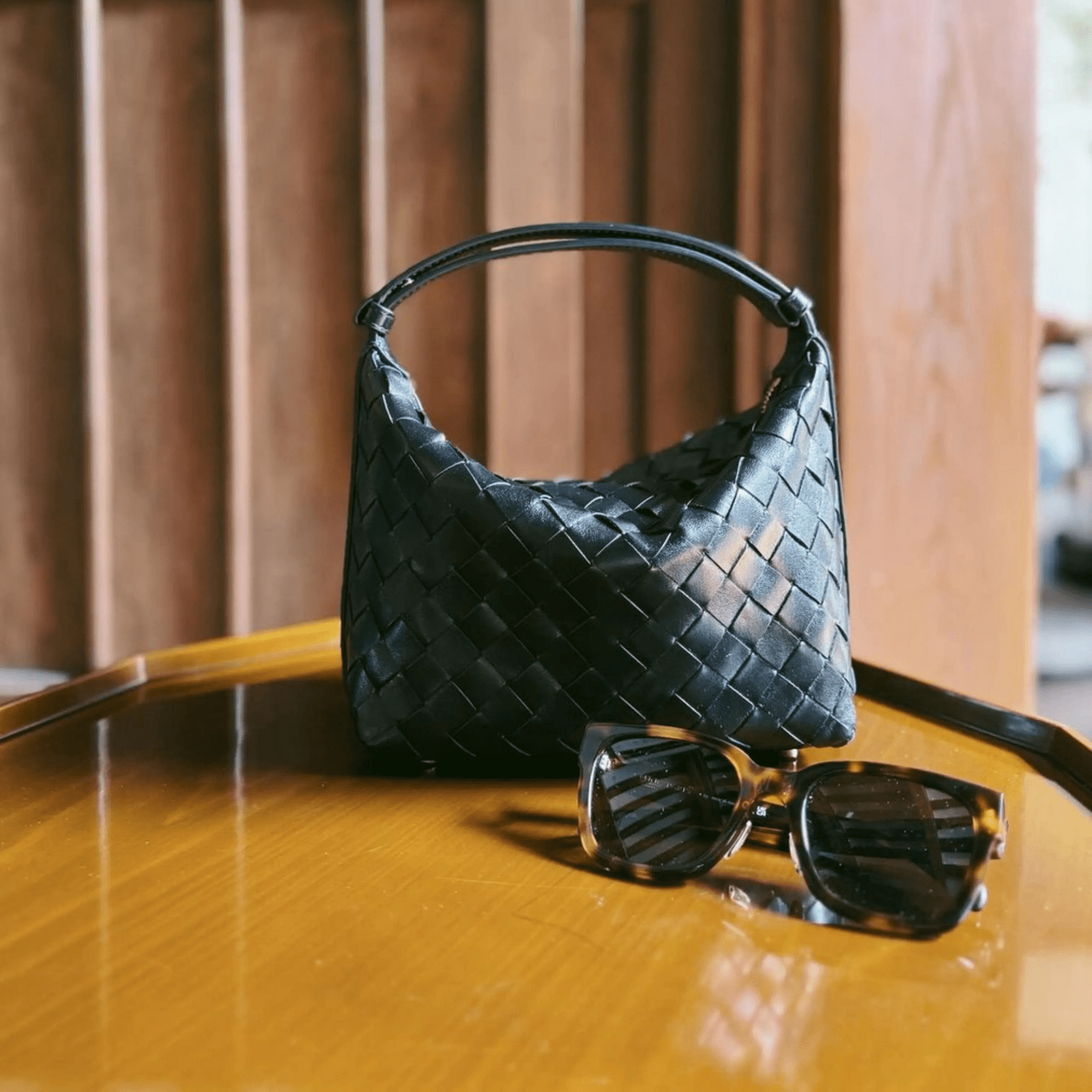 Meluraya Bicara Handbag