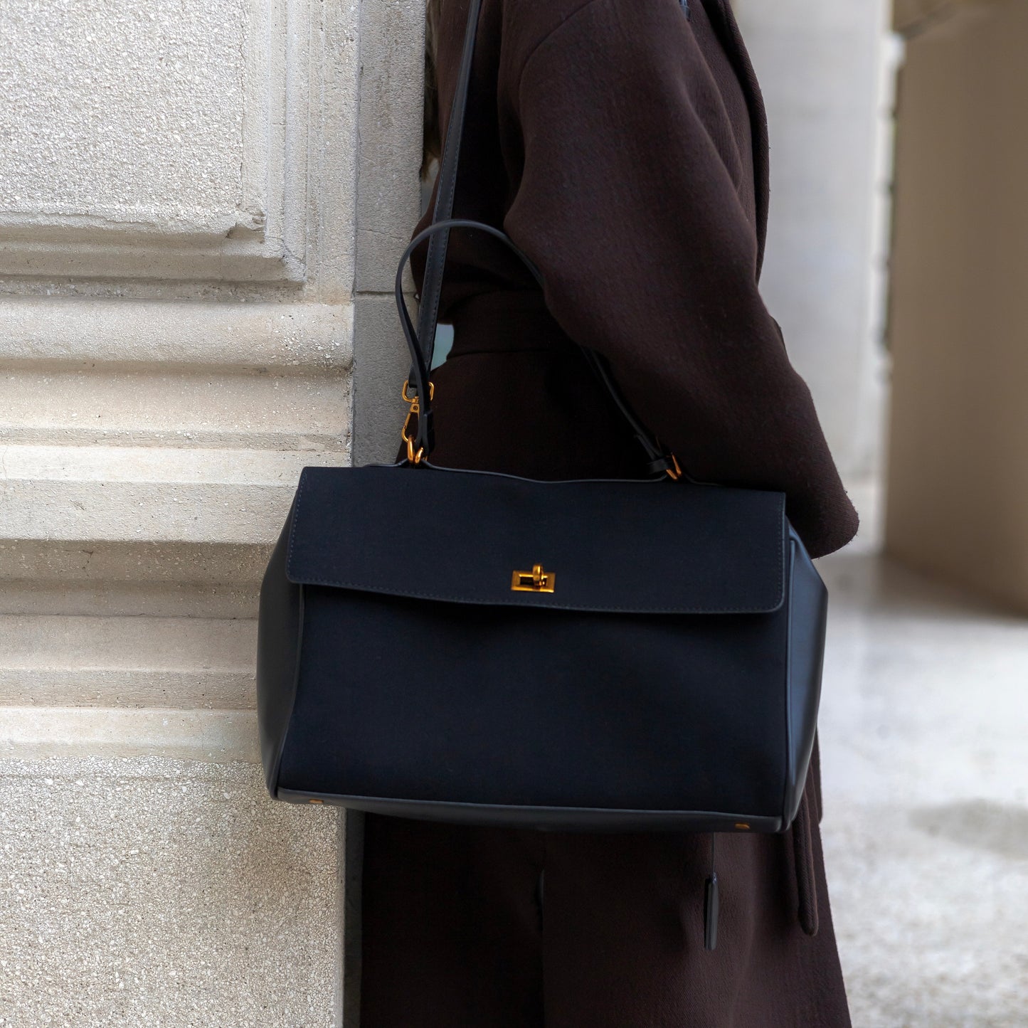 Embun Malam Suede Tote