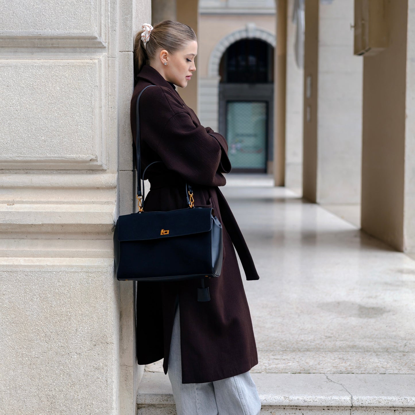 Embun Malam Suede Tote